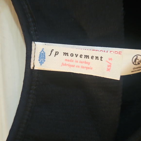 FP Movement (FREE PEOPLE) Bail Out Long Sleeve Layer: BLACK: NEW WITH TAGS: XS/S - Picture 2 of 6